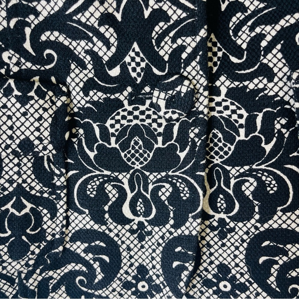 Talbots black white floral lace preppy office button blazer 4P - Picture 4 of 8